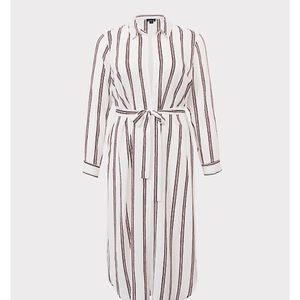 Torrid Size 3 red and White Striped Duster